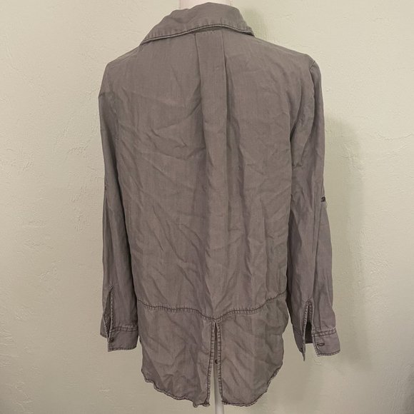 Gray Button Down Shirt with Split Hem Back - Picture 6 of 10